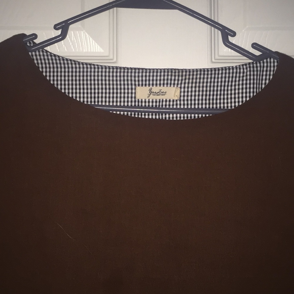 Top - Picture 2 of 3